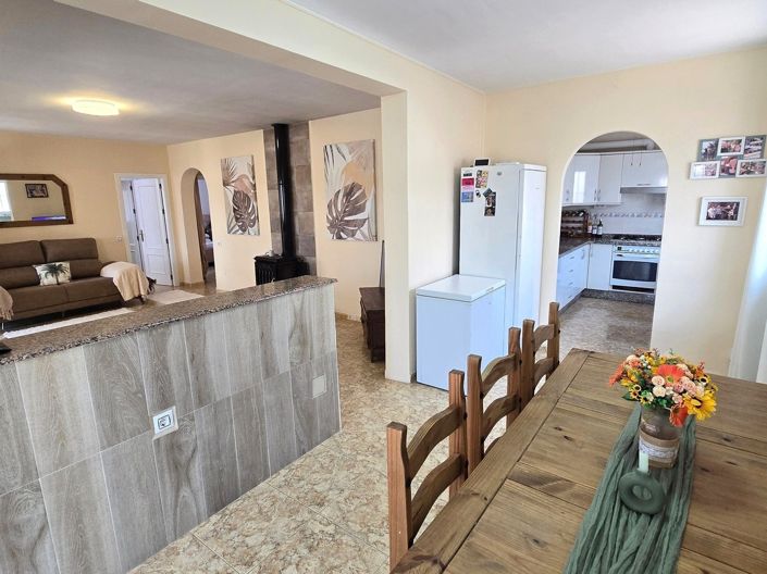 Image No.7-3 Bed Villa for sale