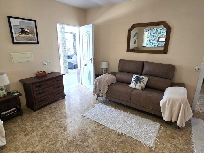 Image No.8-3 Bed Villa for sale