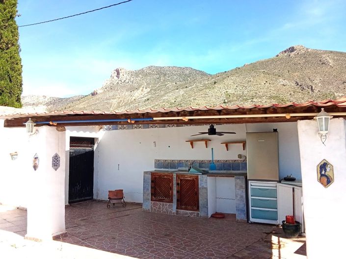 Image No.22-5 Bed Property for sale