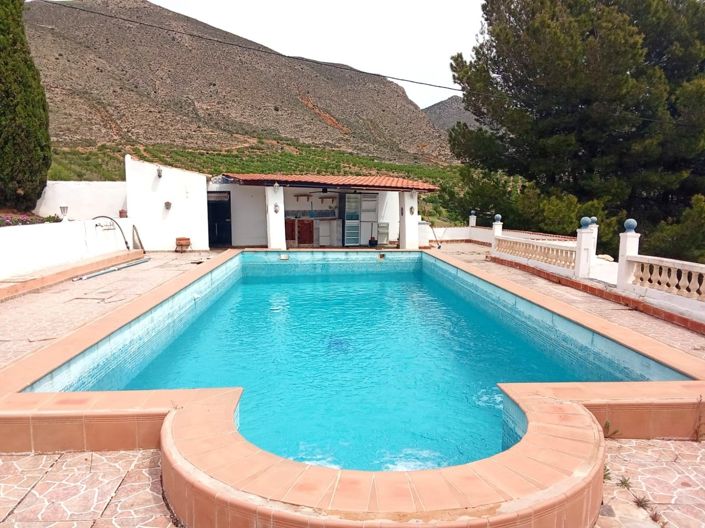 Image No.23-5 Bed Property for sale