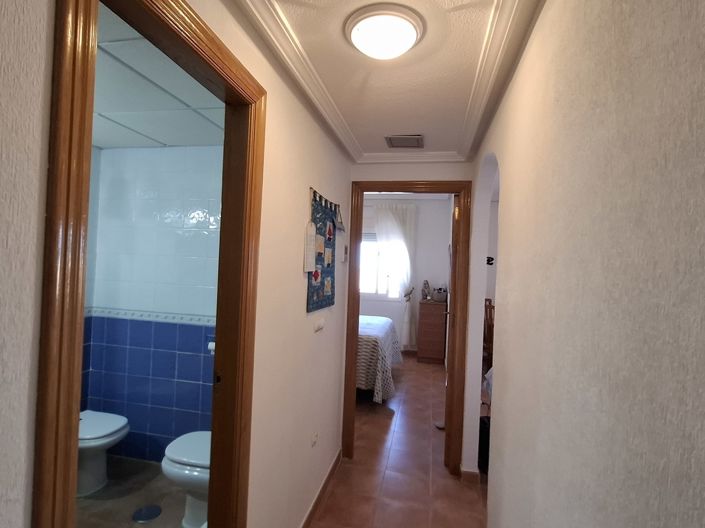 Image No.21-2 Bed Apartment for sale