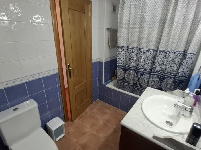 Image No.23-2 Bed Apartment for sale