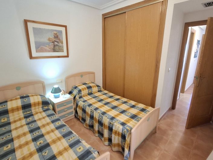 Image No.25-2 Bed Apartment for sale
