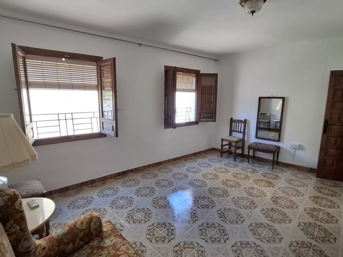 Image No.19-3 Bed Village House for sale
