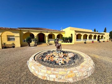 24667-villa-for-sale-in-turre-1017431-xml