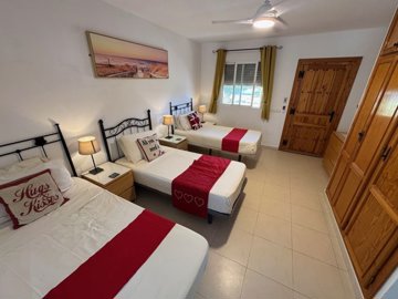 24667-villa-for-sale-in-turre-1017452-xml