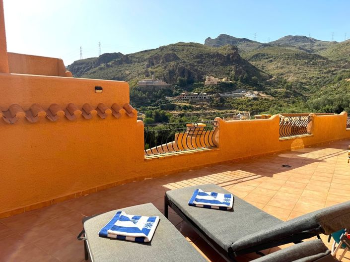 Image No.15-3 Bed Villa for sale