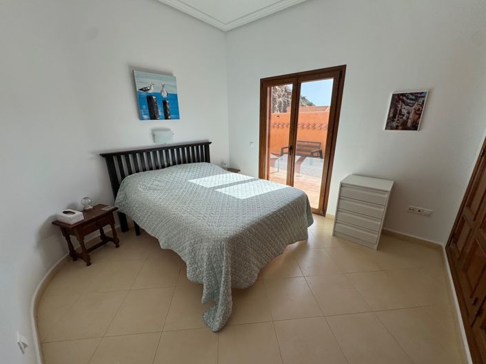 Image No.20-3 Bed Villa for sale