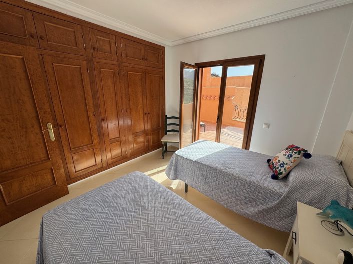 Image No.24-3 Bed Villa for sale