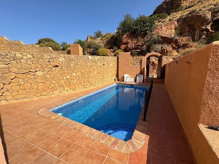 Image No.25-3 Bed Villa for sale