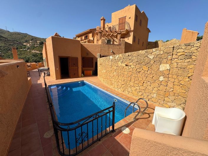 Image No.26-3 Bed Villa for sale