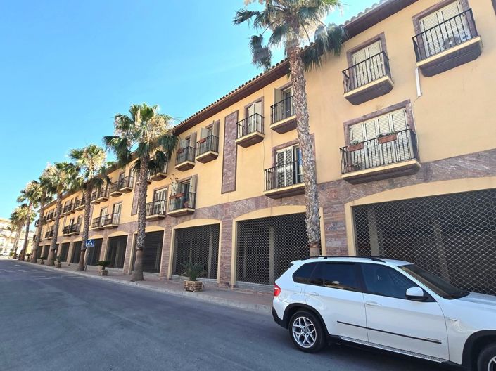 Image No.29-3 Bed Property for sale