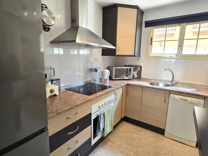 Image No.4-3 Bed Property for sale