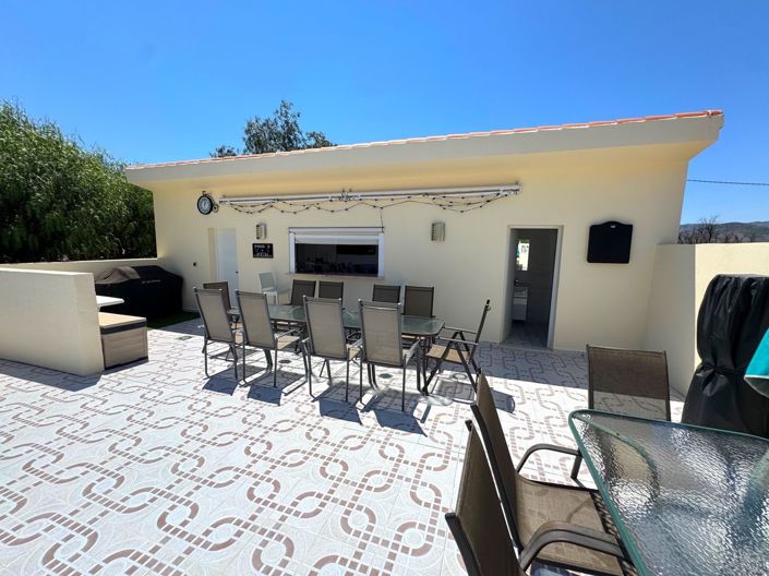 Image No.24-3 Bed Villa for sale