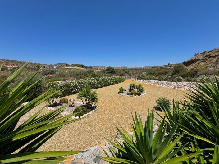 Image No.27-3 Bed Villa for sale