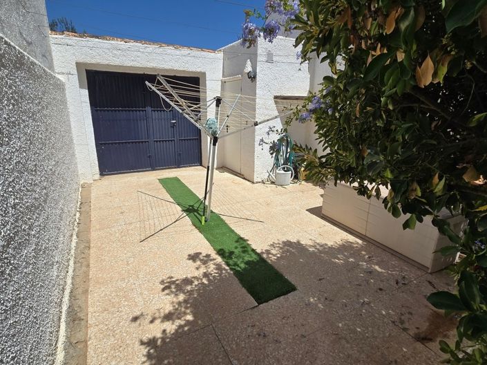 Image No.25-3 Bed Villa for sale