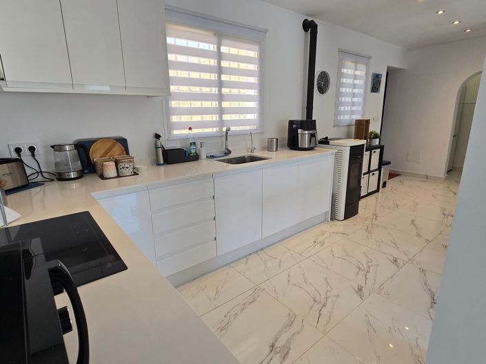 Image No.7-3 Bed Villa for sale