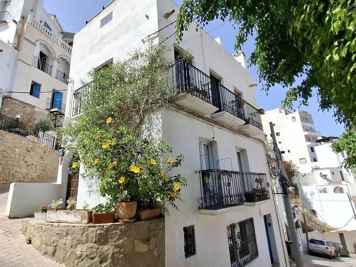 Image No.3-3 Bed Village House for sale