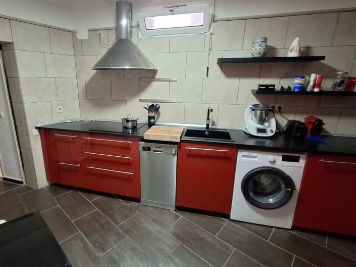 Image No.9-3 Bed Village House for sale