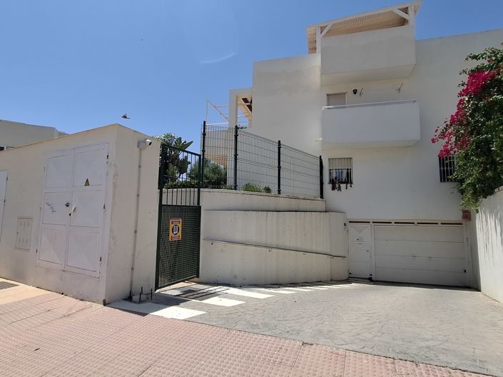 Image No.26-2 Bed Apartment for sale