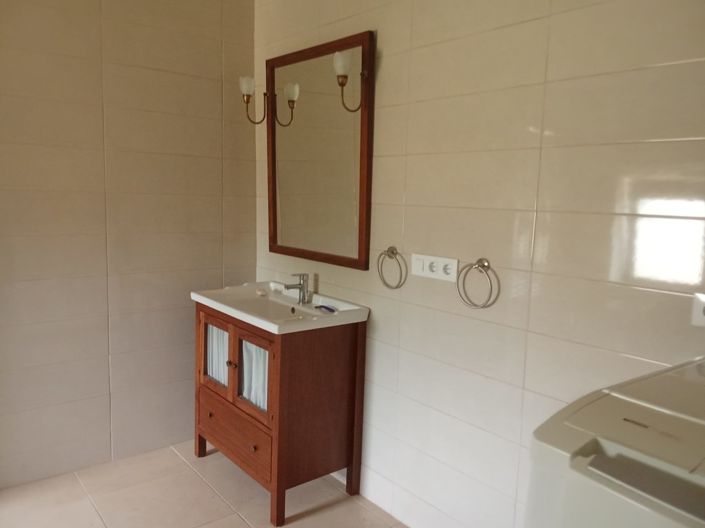 Image No.11-7 Bed Property for sale