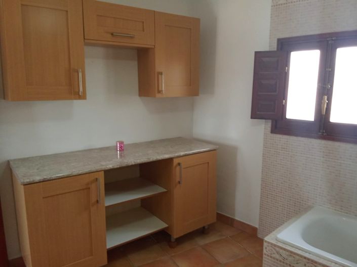 Image No.22-7 Bed Property for sale
