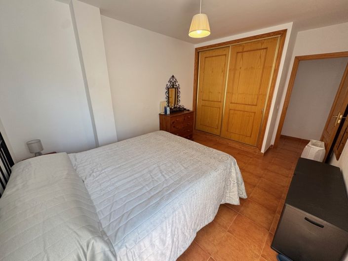 Image No.19-2 Bed Apartment for sale