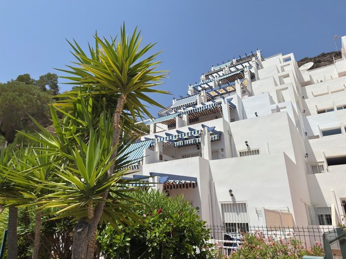Image No.30-2 Bed Apartment for sale