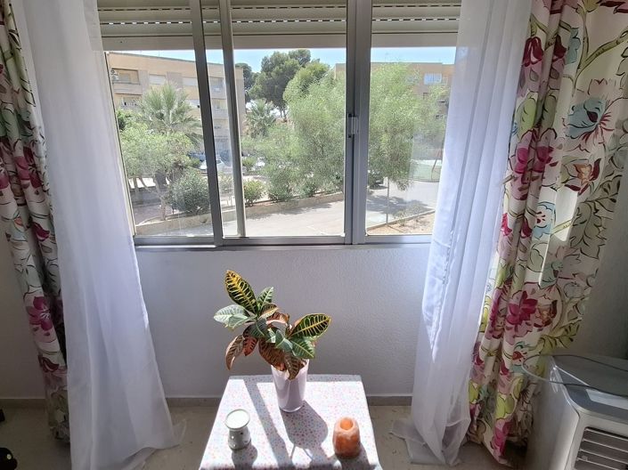 Image No.13-4 Bed Apartment for sale
