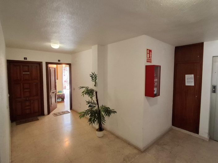 Image No.4-4 Bed Apartment for sale