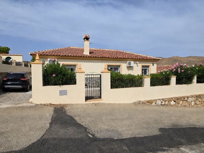 Image No.3-3 Bed Villa for sale