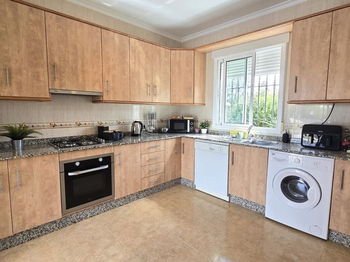 Image No.4-3 Bed Villa for sale