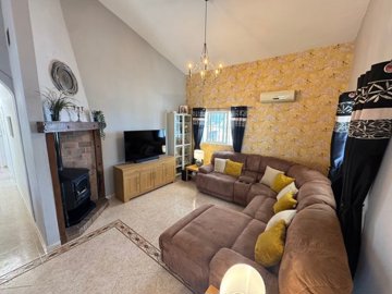 25046-villa-for-sale-in-huercal-overa-1040972