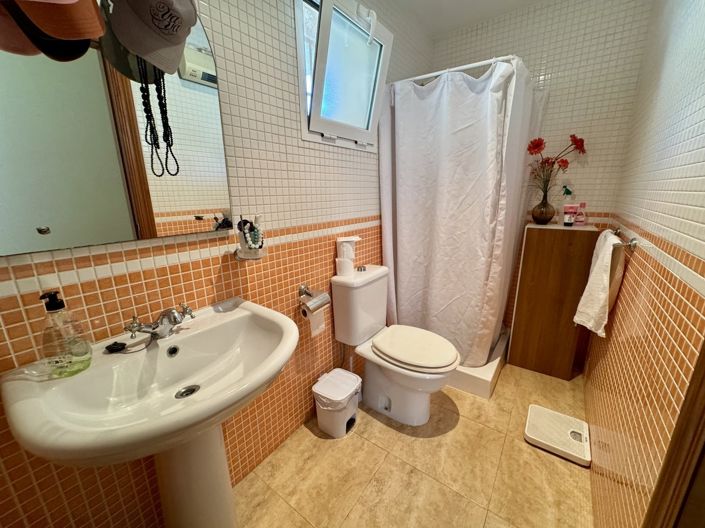 Image No.13-2 Bed Apartment for sale