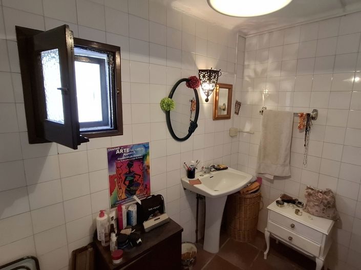 Image No.12-2 Bed Village House for sale
