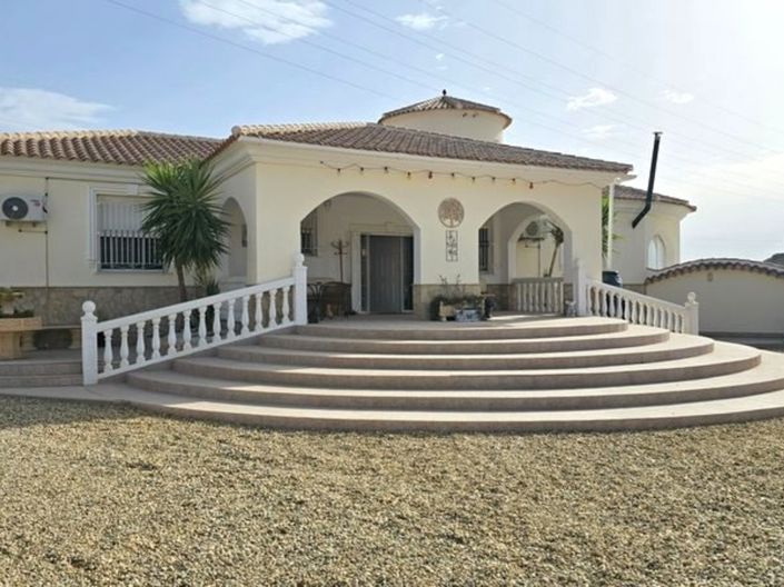 Image No.22-3 Bed Villa for sale