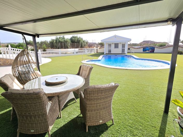 Image No.3-3 Bed Villa for sale