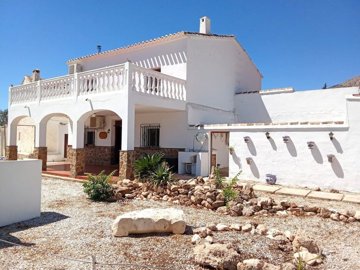 25145-cortijo-finca-for-sale-in-velez-rubio-1