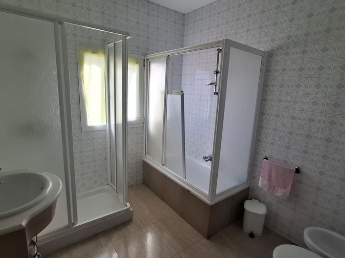 Image No.6-3 Bed Village House for sale