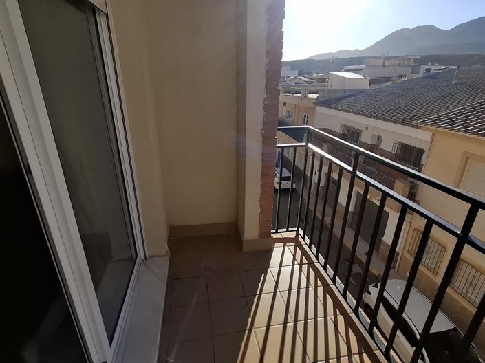 Image No.18-2 Bed Apartment for sale
