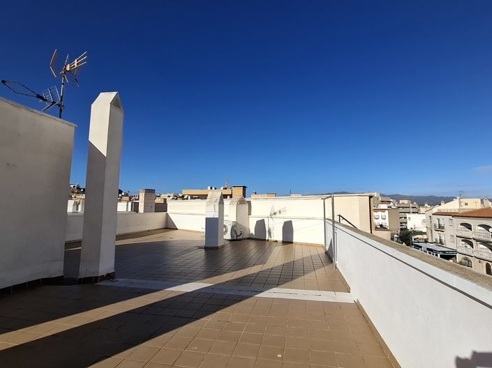 Image No.22-2 Bed Apartment for sale