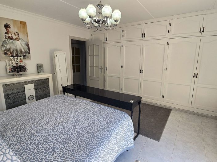 Image No.13-5 Bed Villa for sale