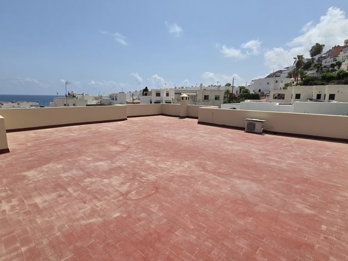 Image No.28-5 Bed Villa for sale