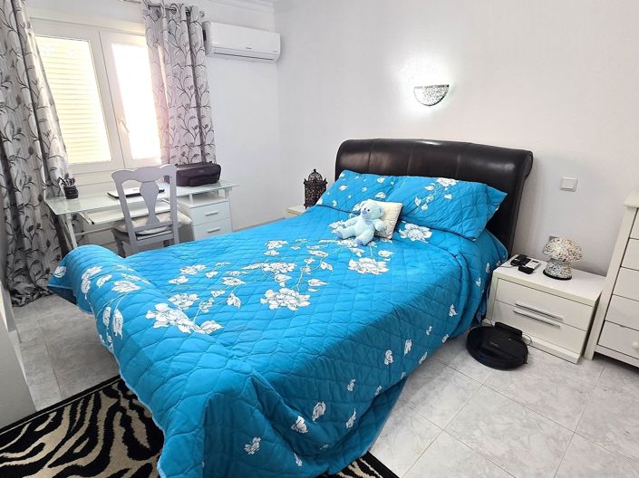 Image No.9-5 Bed Villa for sale