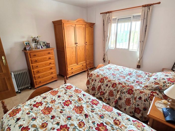 Image No.17-4 Bed Villa for sale