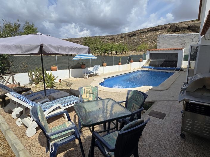 Image No.24-4 Bed Villa for sale
