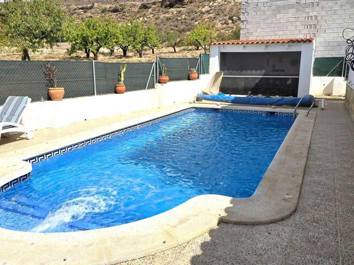 Image No.25-4 Bed Villa for sale