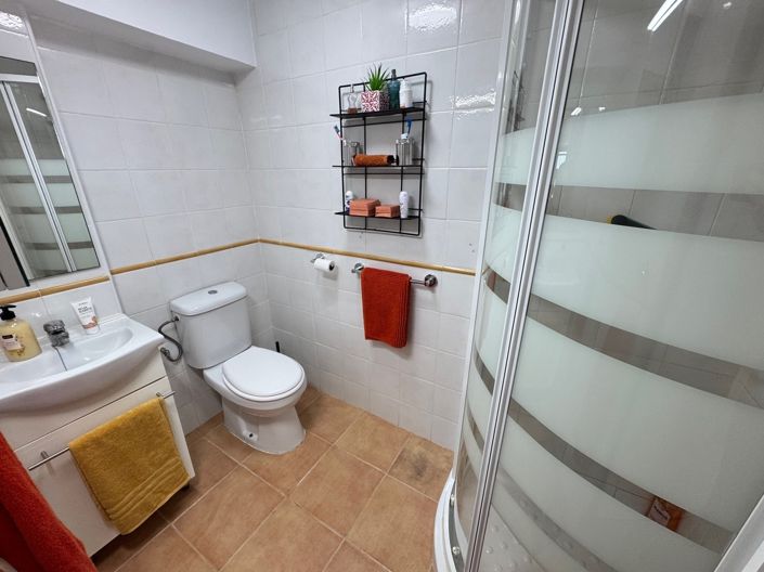 Image No.14-2 Bed Apartment for sale