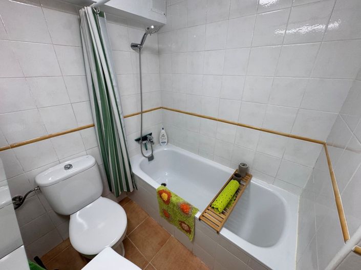 Image No.18-2 Bed Apartment for sale