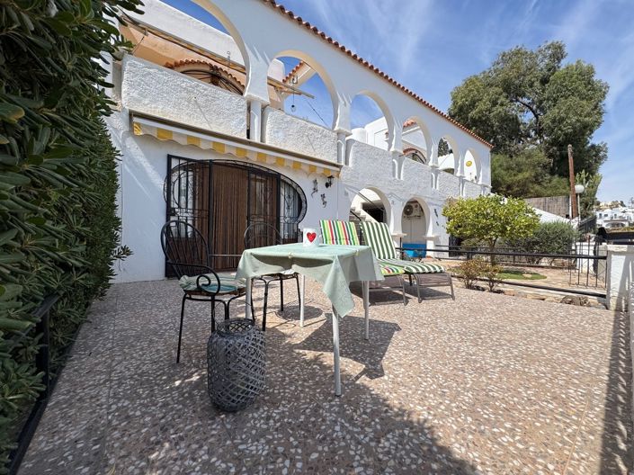 Image No.23-2 Bed Apartment for sale